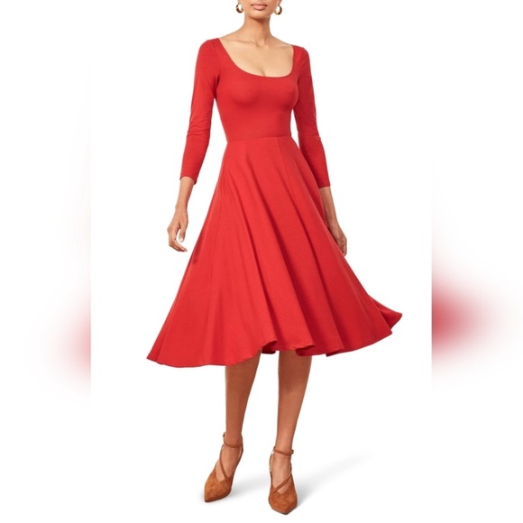Reformation Dresses & Skirts - Reformation long sleeve flare midi dress